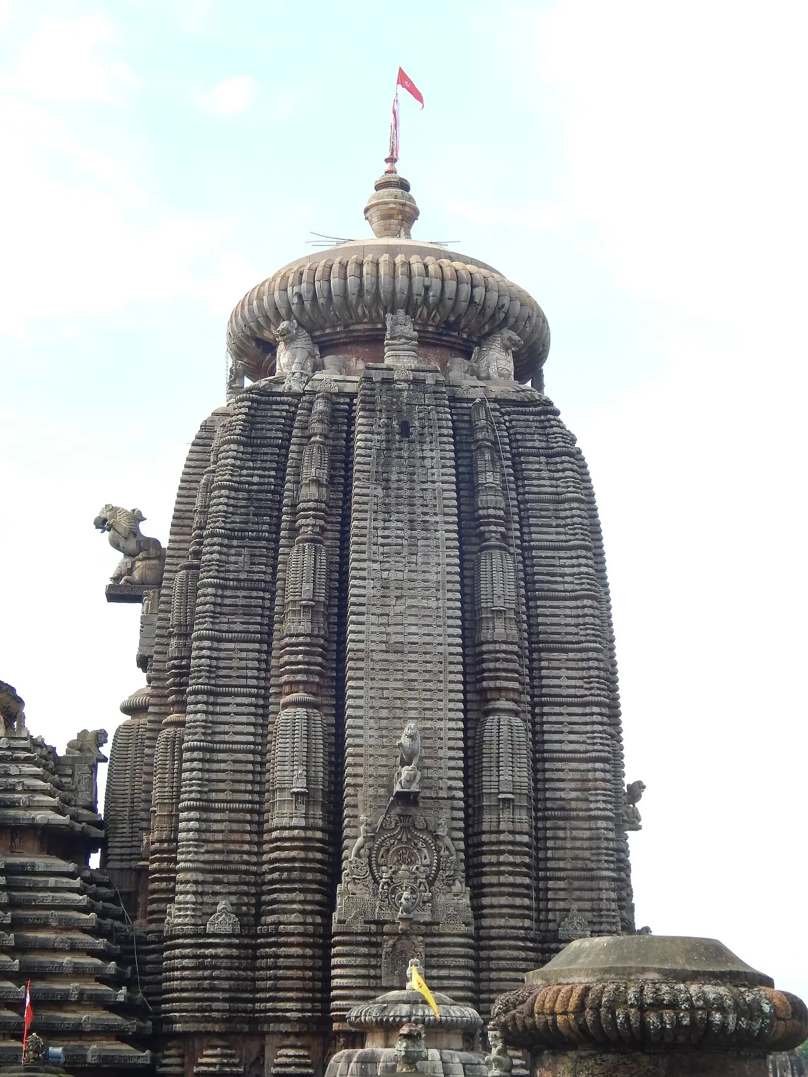 The sandstone tower of the Lingaraja Temple in Bhubaneswar rising above the old town