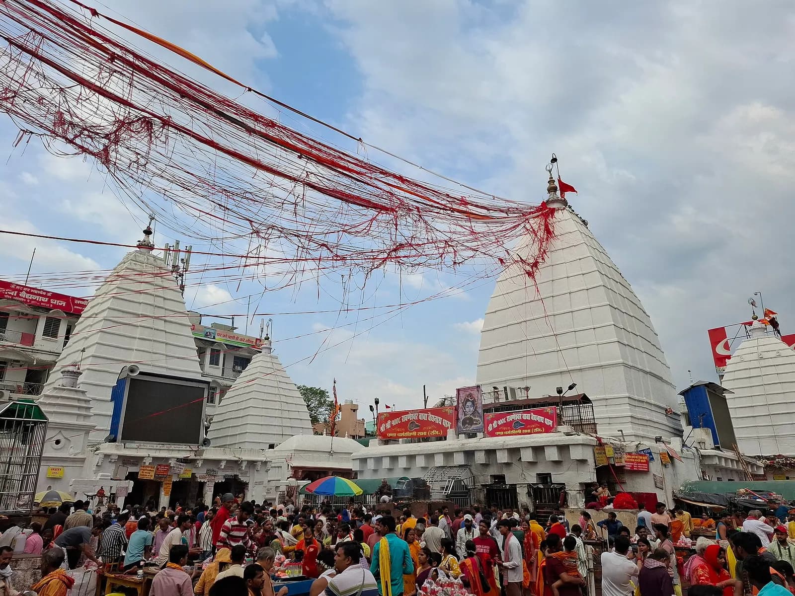 The shikhara of the Baidyanath jyotirlinga temple at Deoghar crowned with its five iron tridents