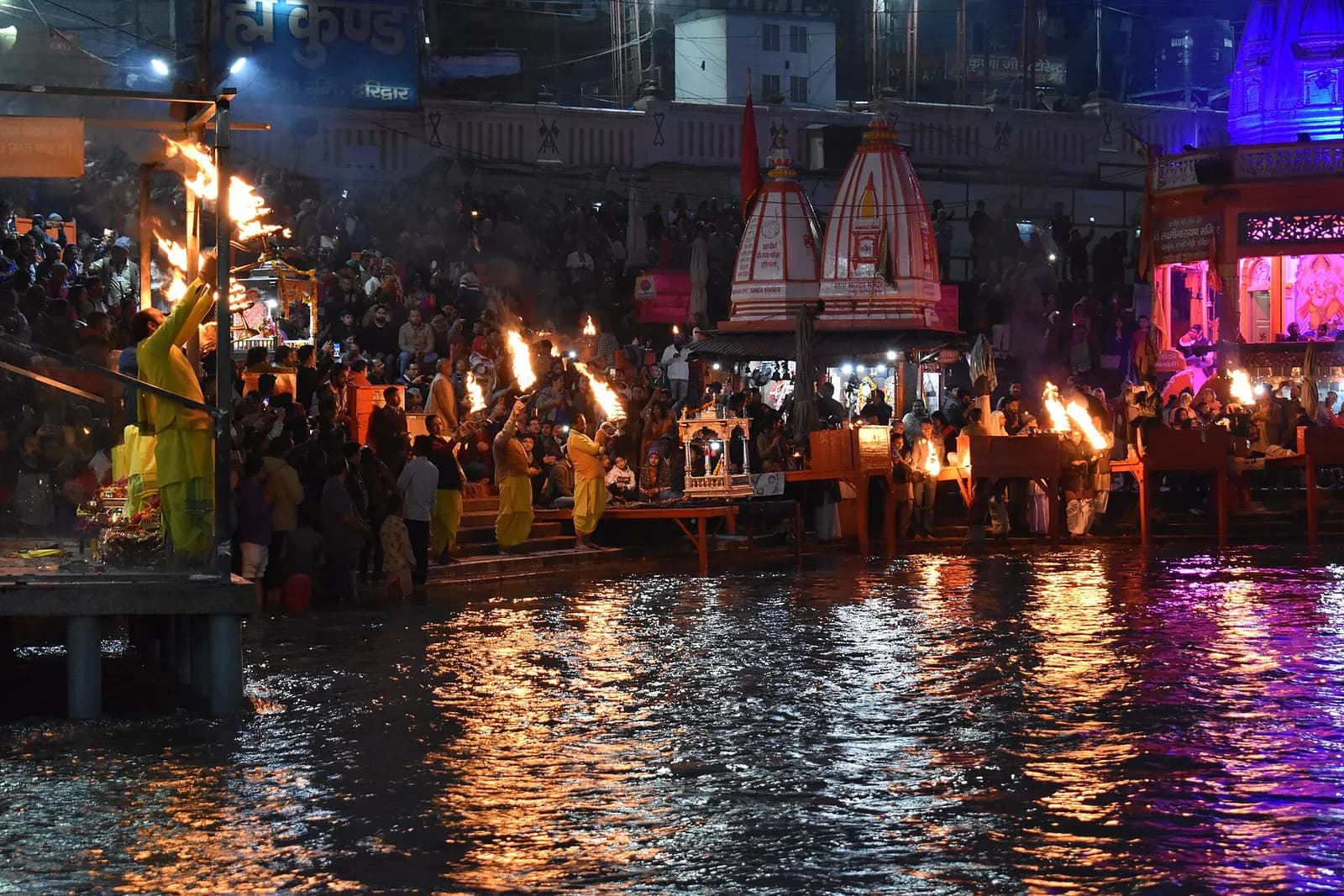 Pilgrims gathered at Har Ki Pauri ghat on the Ganga in Haridwar
