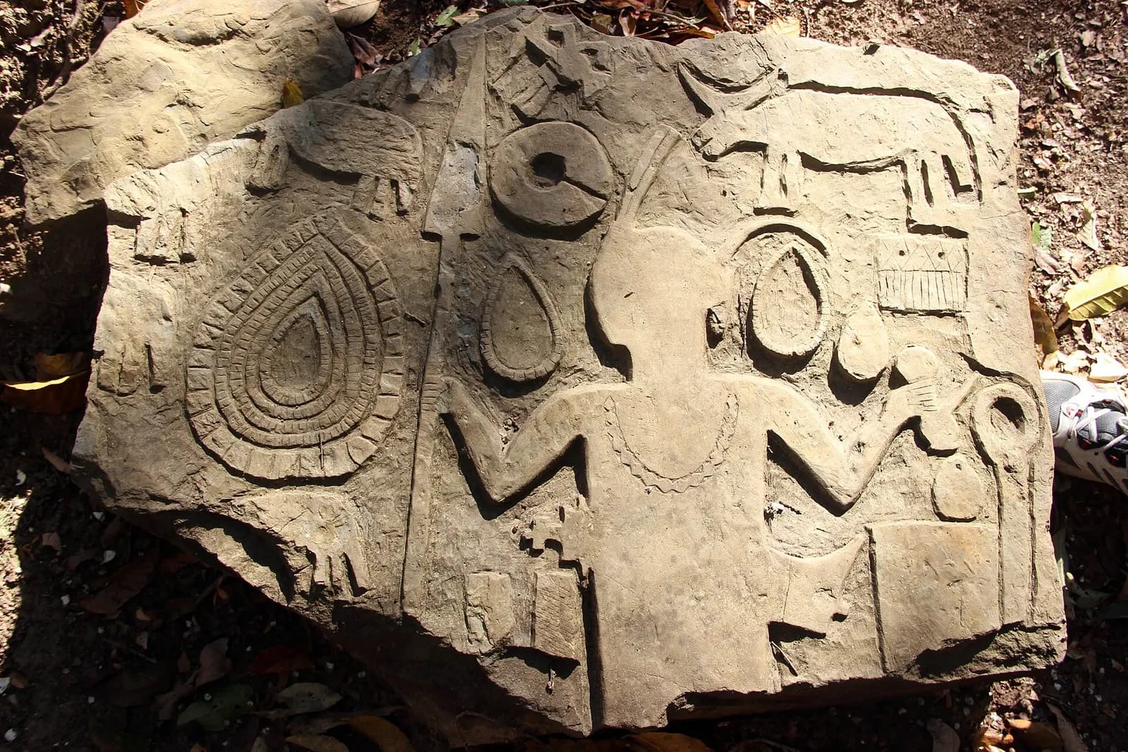 Embossed stone menhirs at Kawtchhuah Ropui near Vangchhia, Mizoram